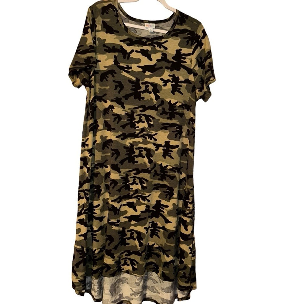 NWOT 𝅺LuLaRoe Carly High-Low Dress Green camo size XL